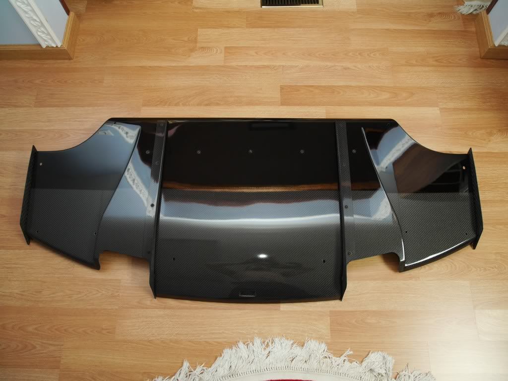 Teaser Varis rear diffuser Mitsubishi Lancer